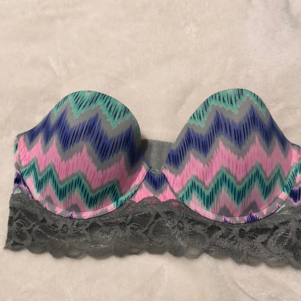 Strapless VS bra